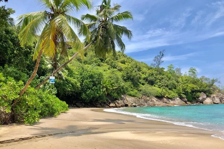 Mah&eacute;: tour dell'isola con guida abilitata &mdash; foto 3